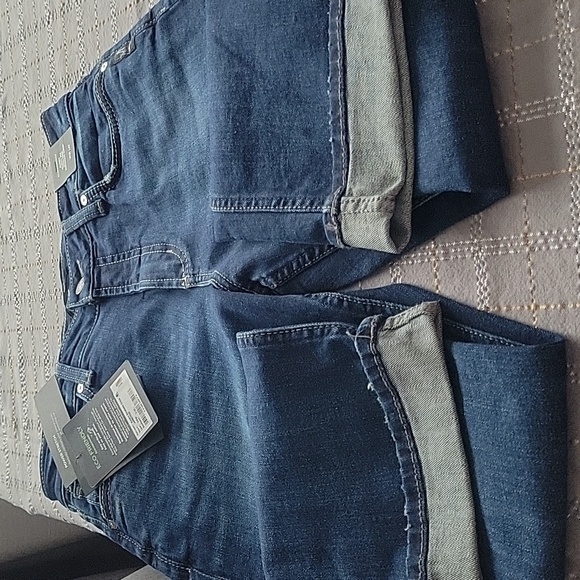 Silver Jeans-Avery, 31 × 27, Blue, NWT - Picture 11 of 12